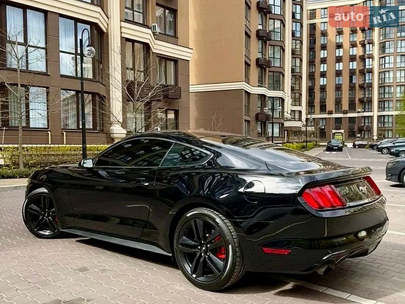 Купе Ford Mustang 2017 в Запоріжжі