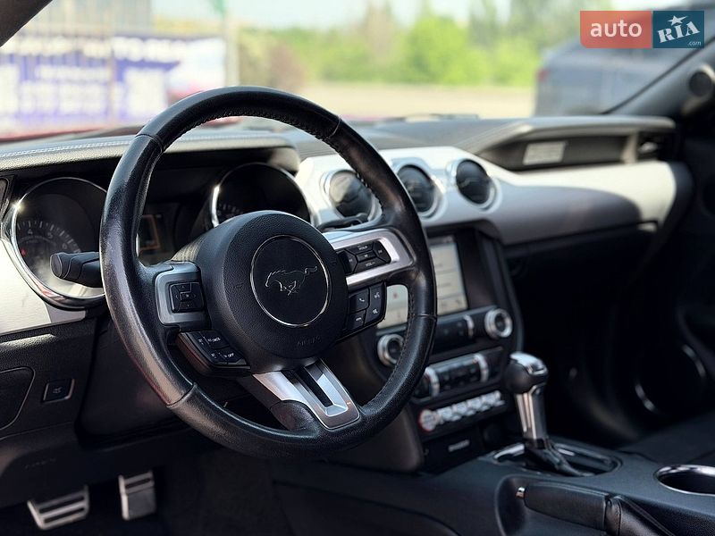 Купе Ford Mustang 2016 в Кривом Роге