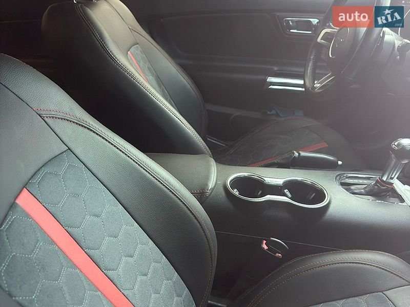 Купе Ford Mustang 2016 в Виннице