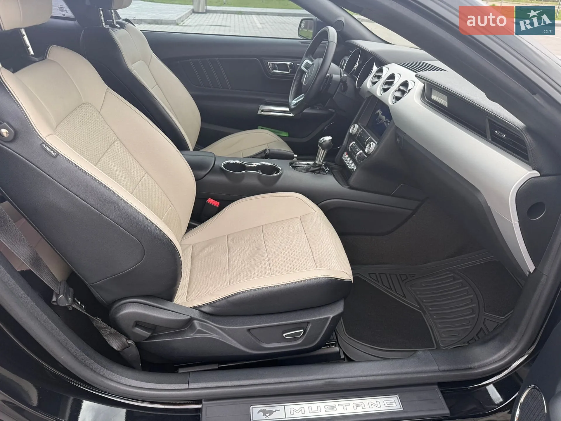 2015 Ford Mustang - мініатюра 22
