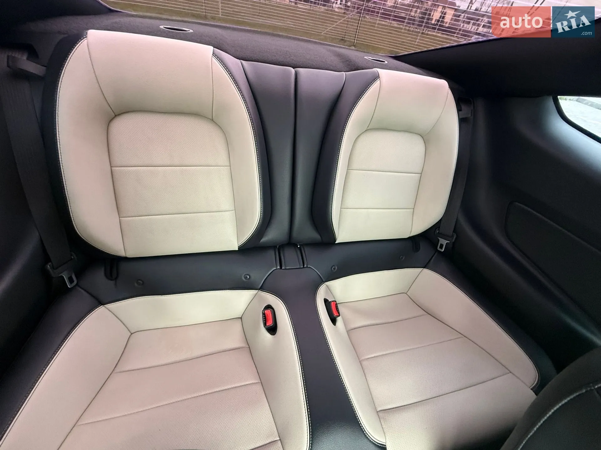 2015 Ford Mustang - мініатюра 27
