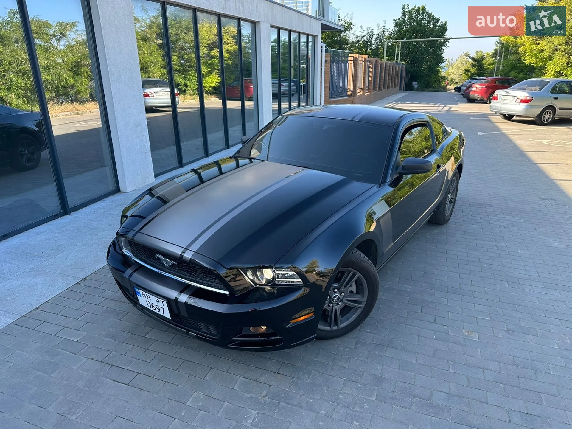 2014 Ford Mustang - мініатюра 2