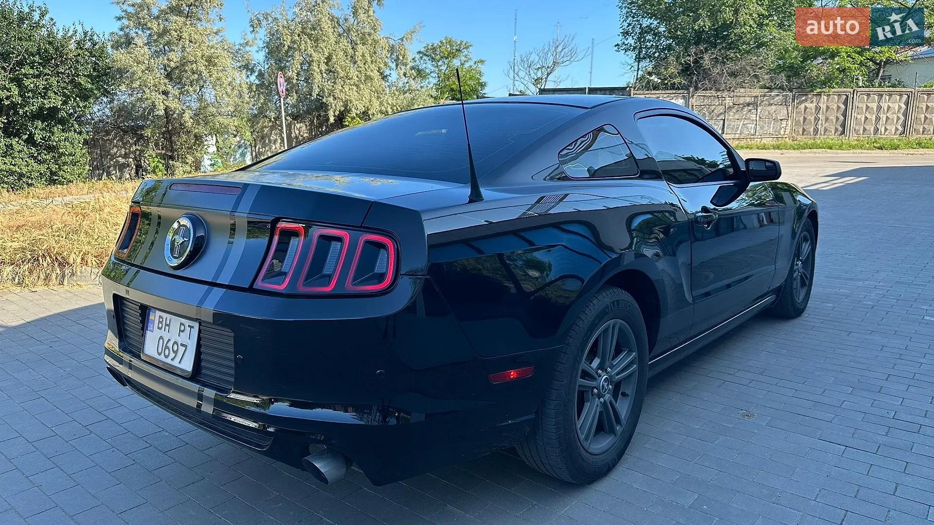 2014 Ford Mustang - мініатюра 7