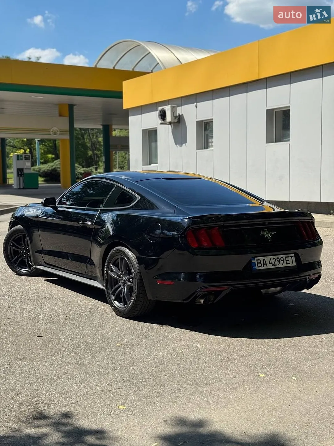 2015 Ford Mustang - мініатюра 13