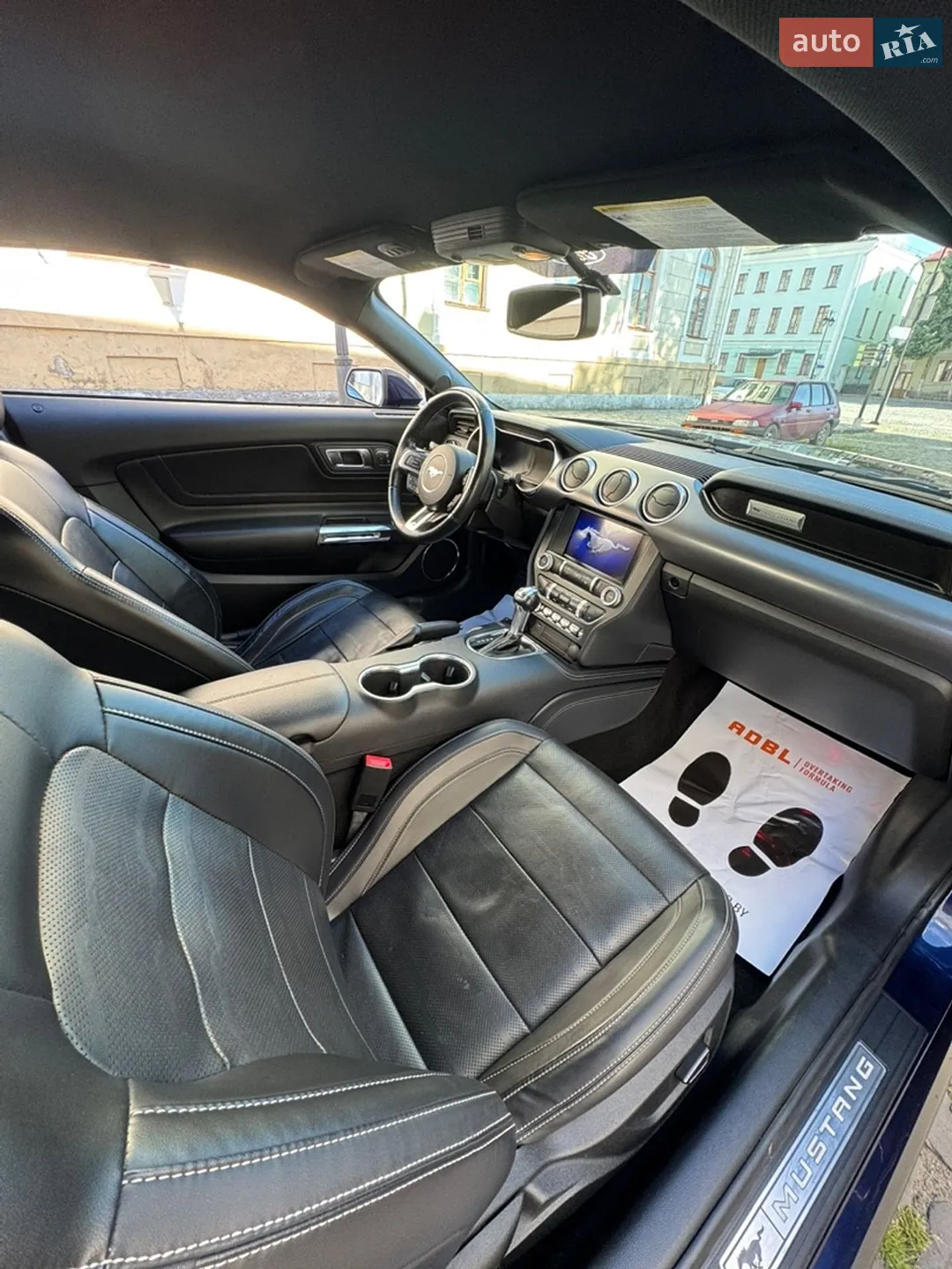 2019 Ford Mustang - мініатюра 12