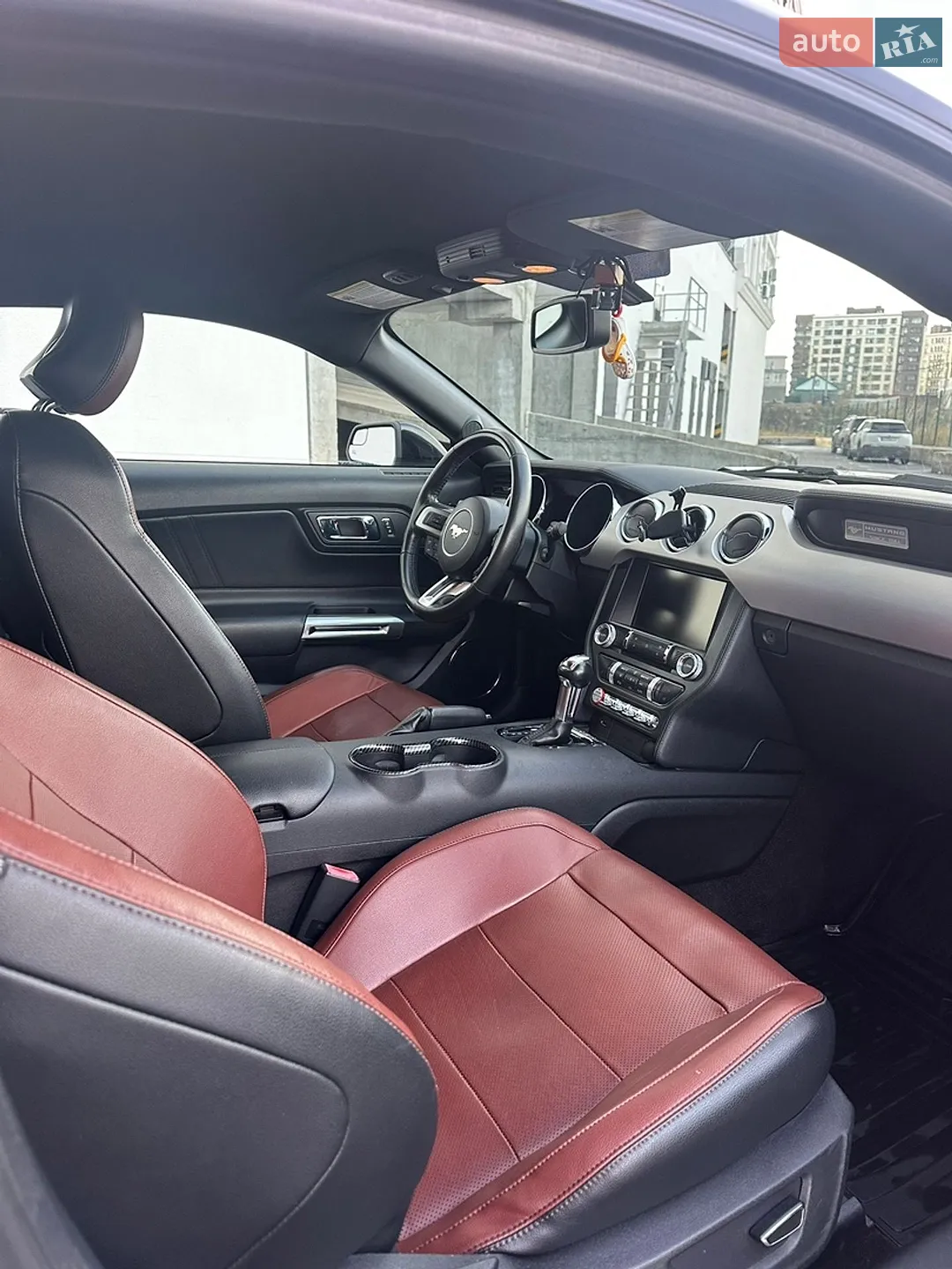 2014 Ford Mustang - мініатюра 11