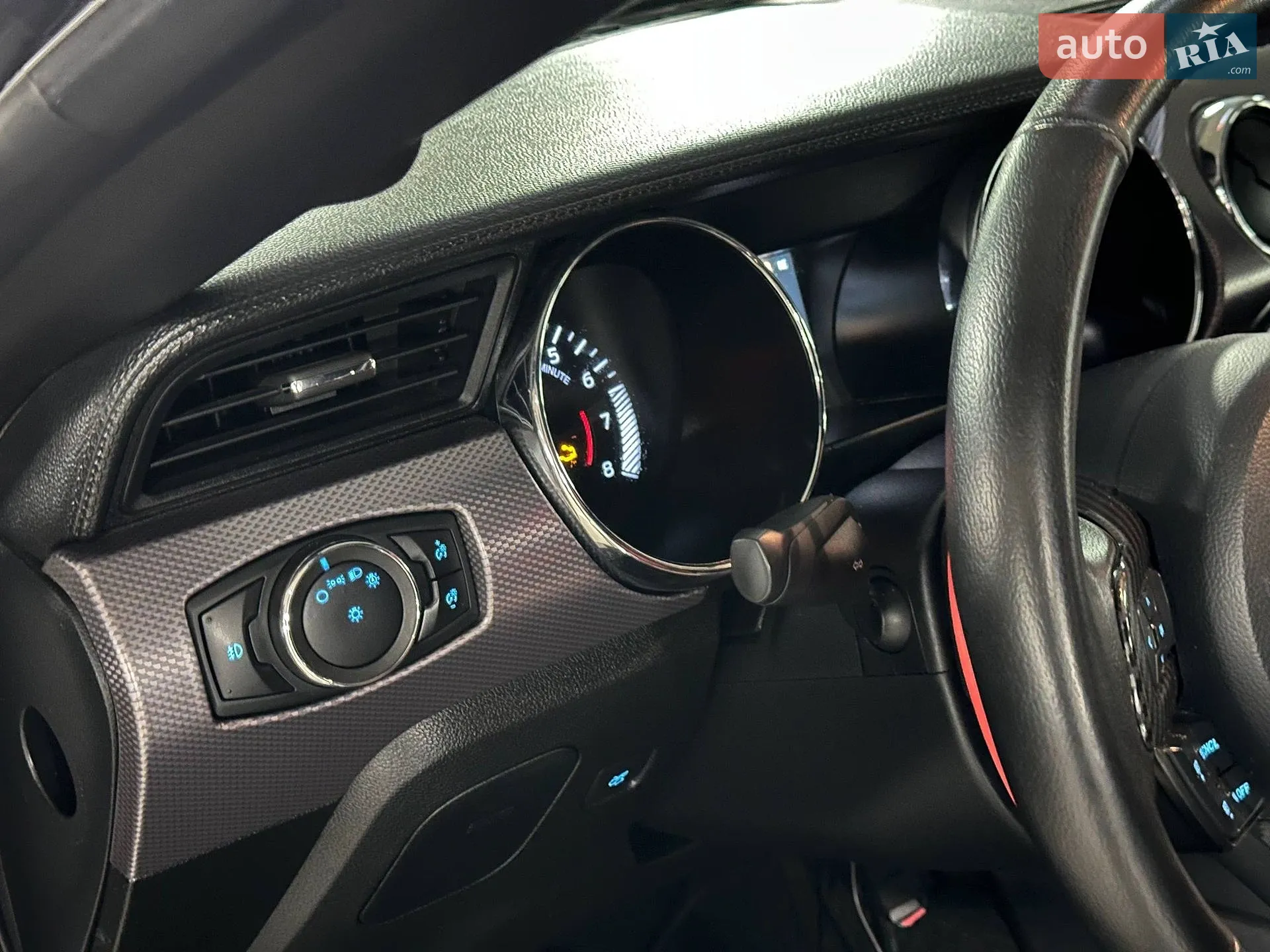 2015 Ford Mustang - мініатюра 10