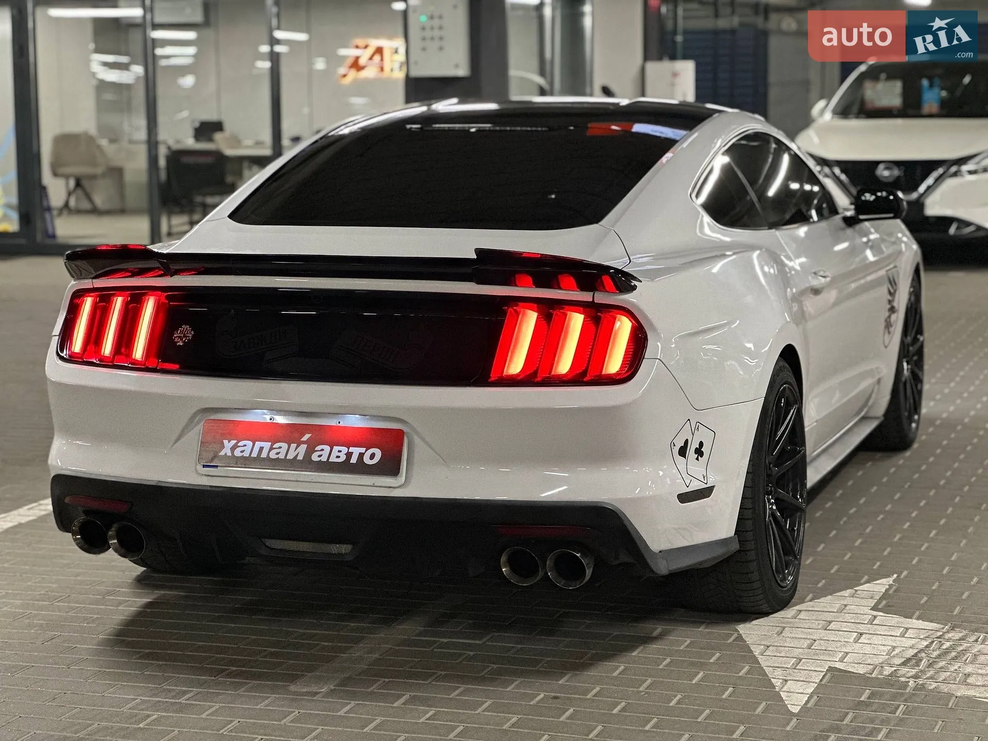 2015 Ford Mustang - мініатюра 6