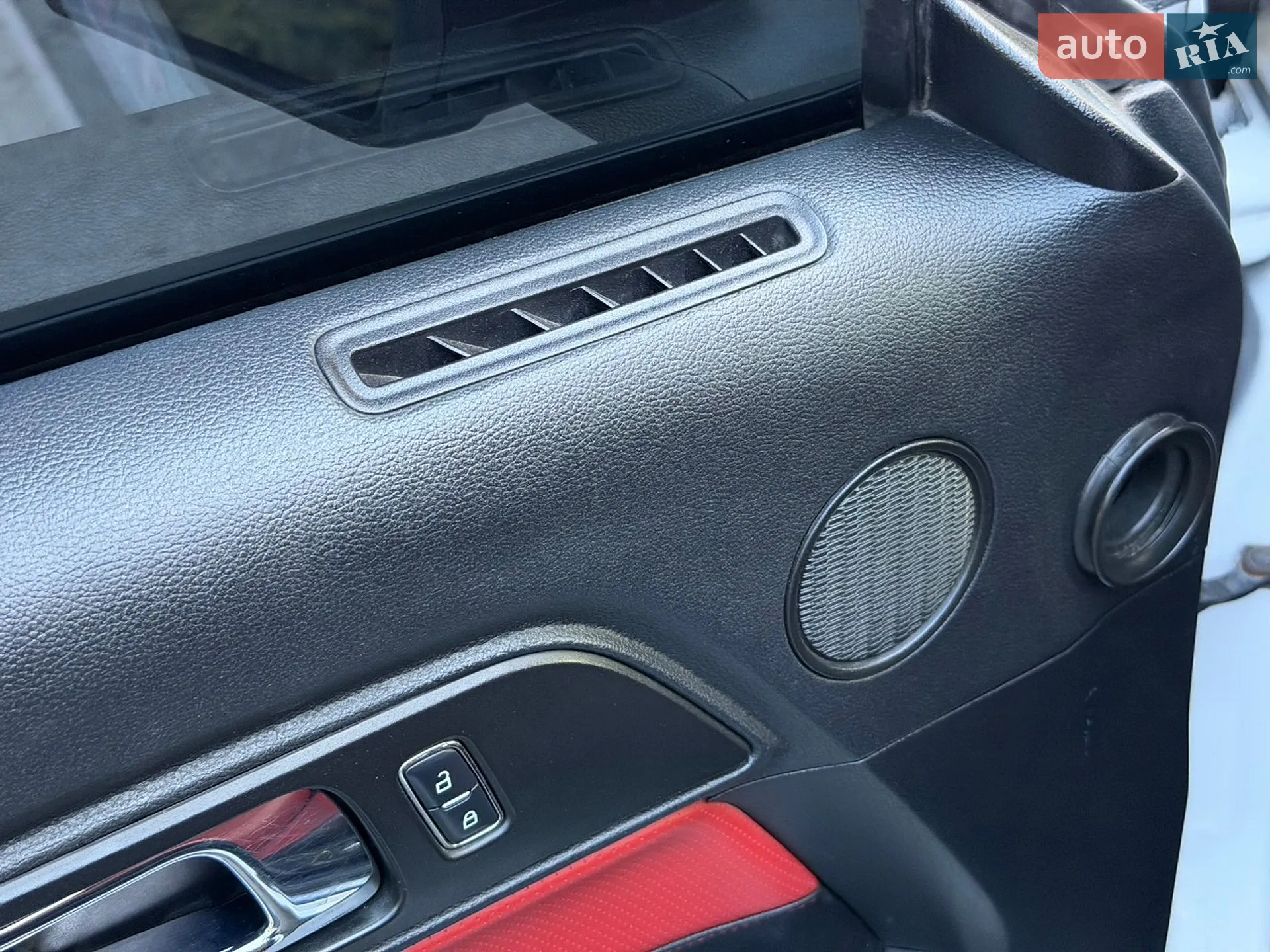 2015 Ford Mustang - мініатюра 33