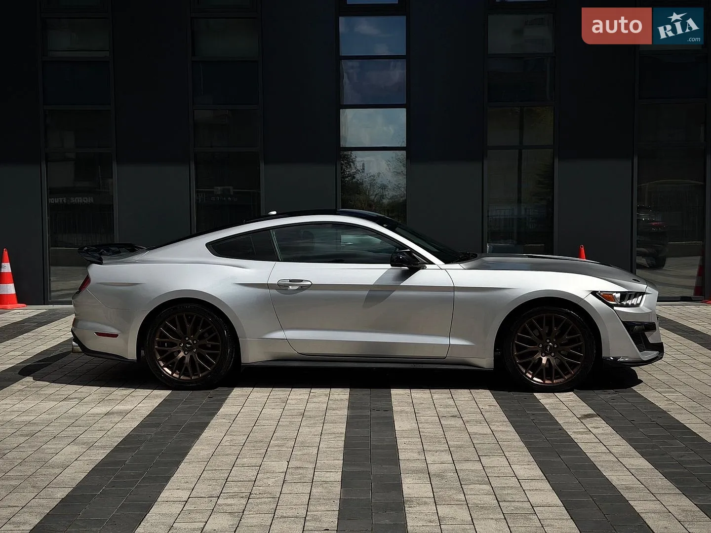 2015 Ford Mustang - мініатюра 4