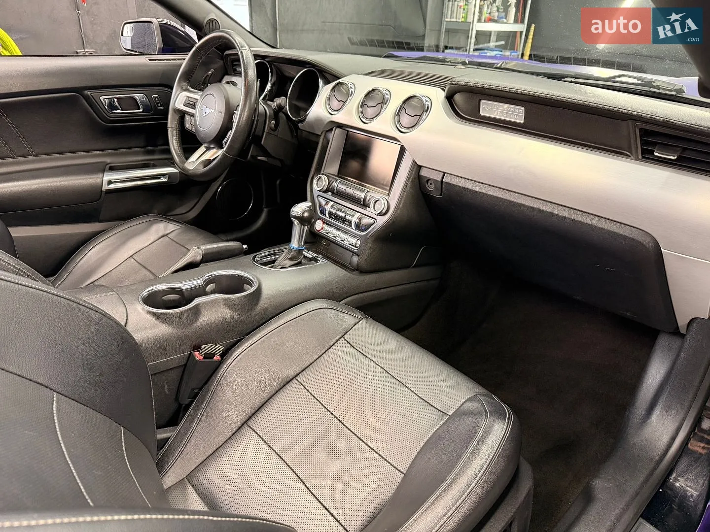 2015 Ford Mustang - мініатюра 13