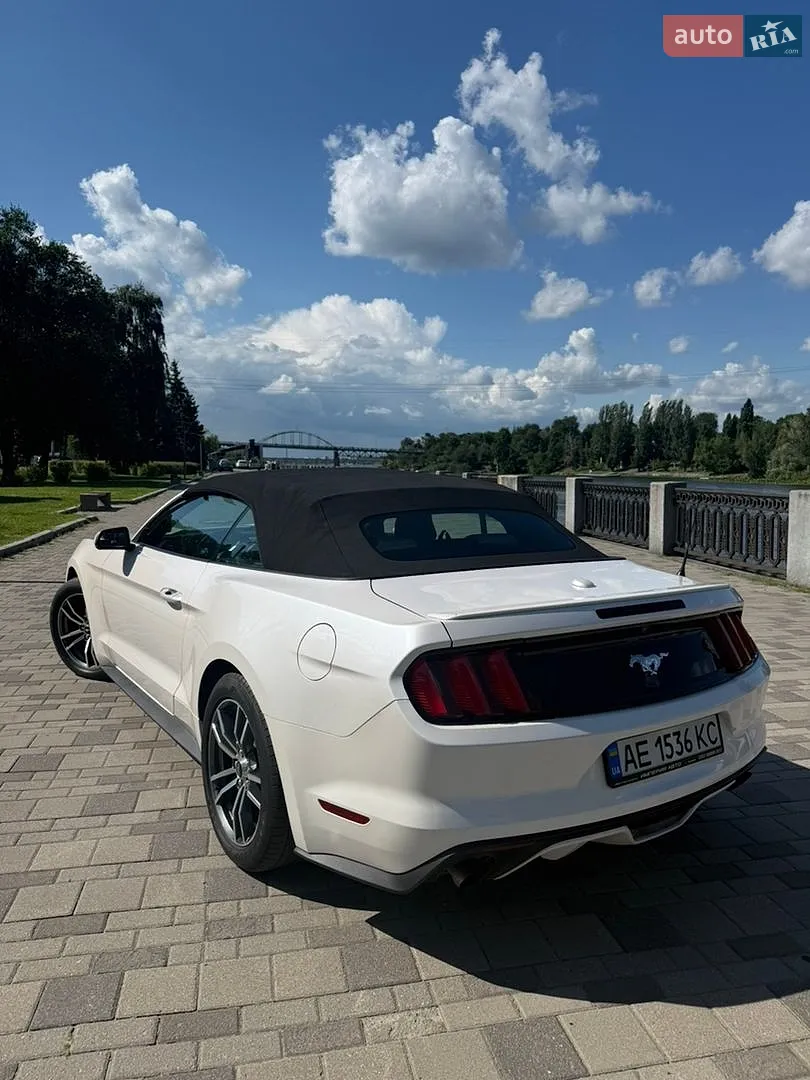 2017 Ford Mustang - мініатюра 9