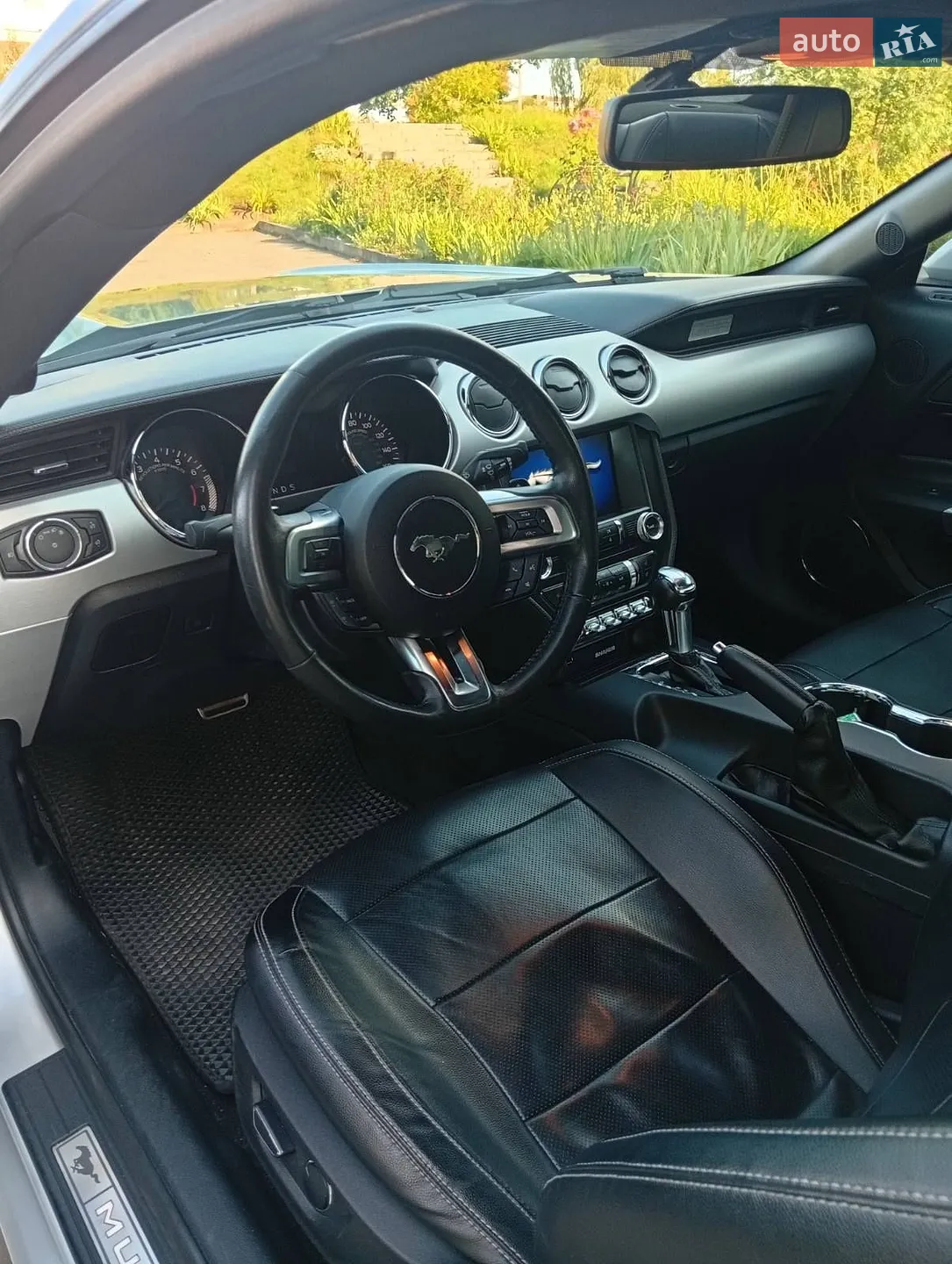 2017 Ford Mustang - мініатюра 16