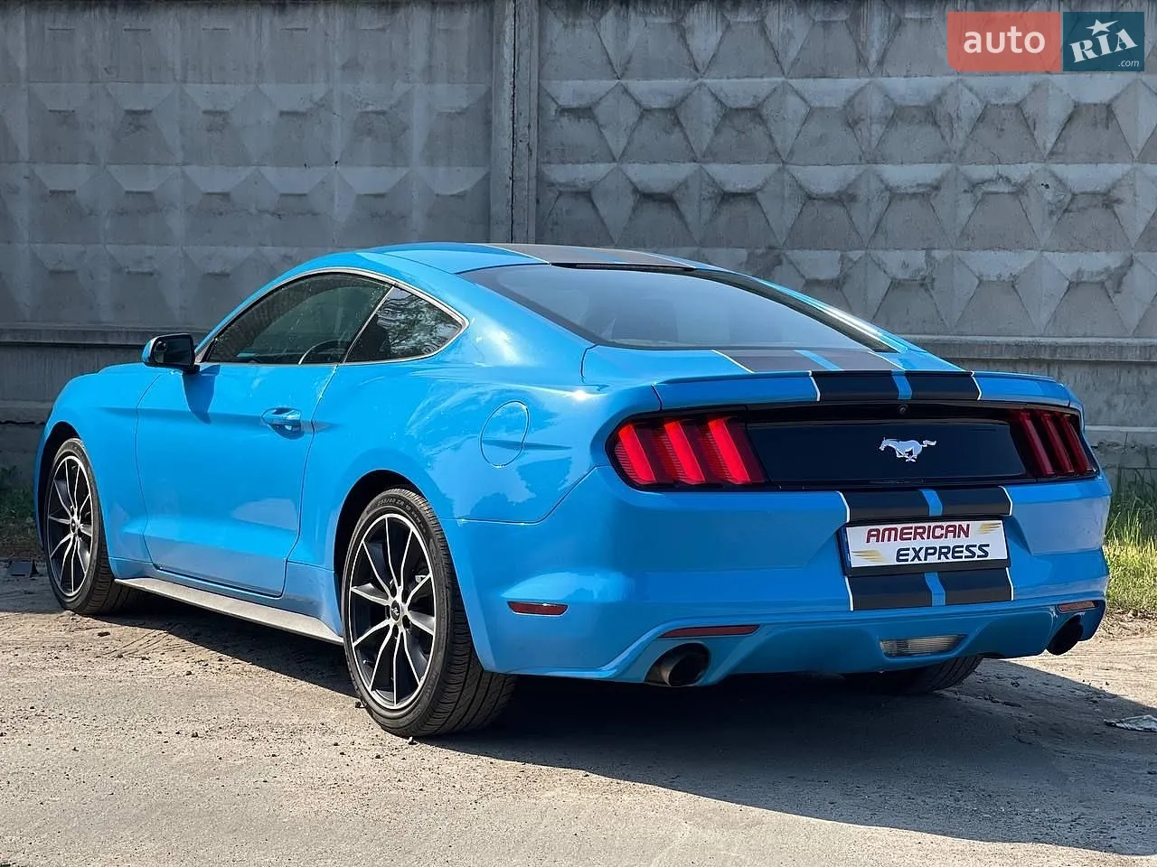 2017 Ford Mustang - мініатюра 4