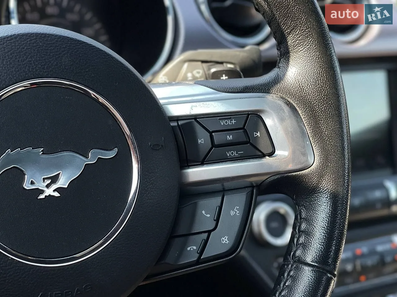 2017 Ford Mustang - мініатюра 11