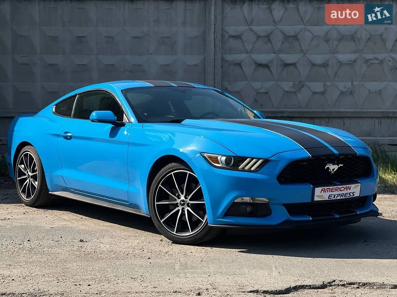 2017 Ford Mustang - фото 1