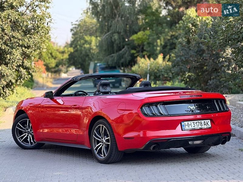 Кабриолет Ford Mustang 2017 в Одессе