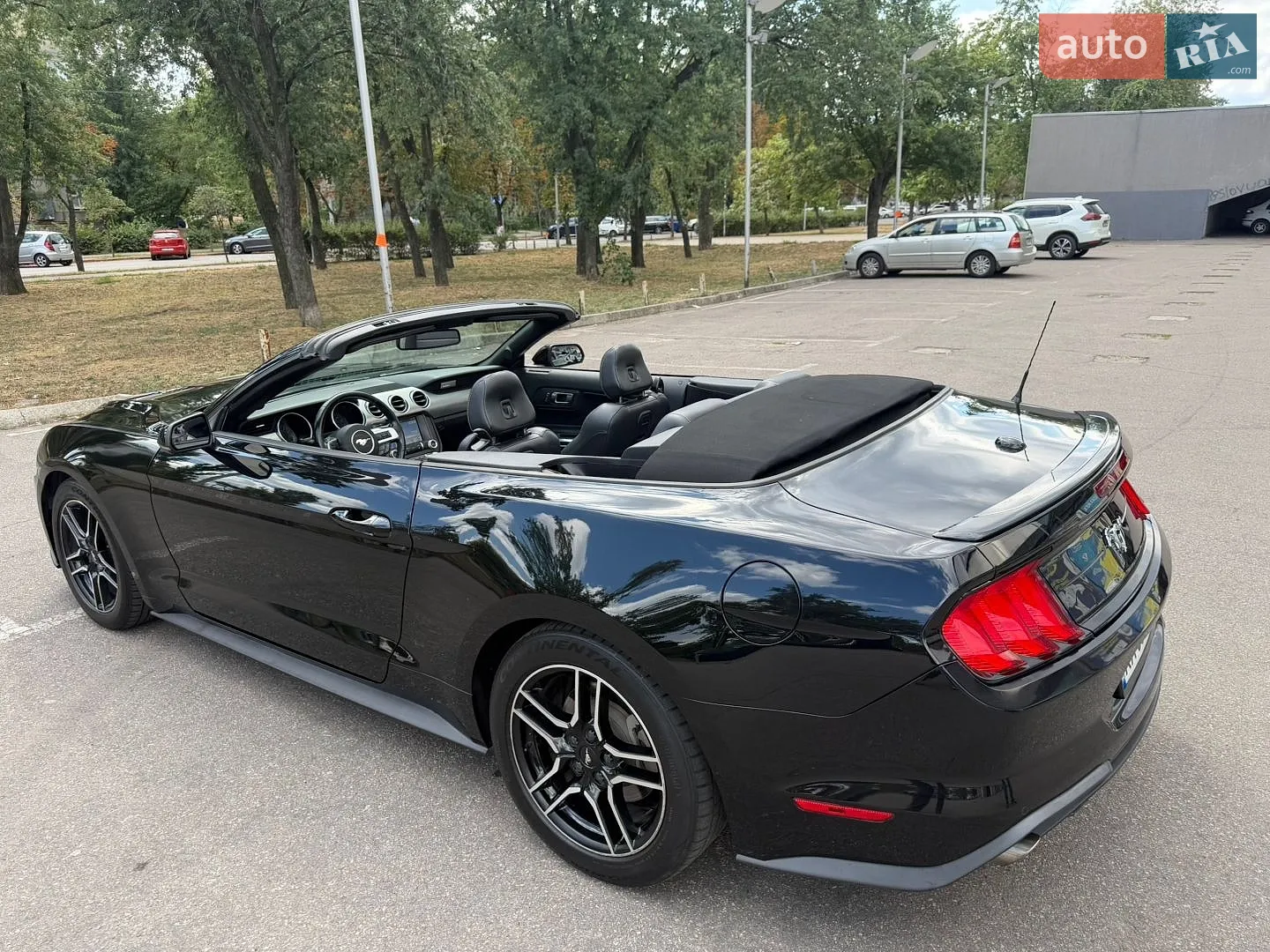 2019 Ford Mustang - мініатюра 12