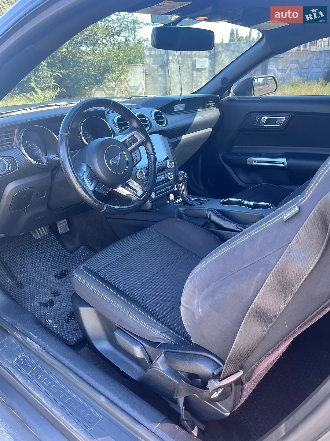 2015 Ford Mustang - мініатюра 12