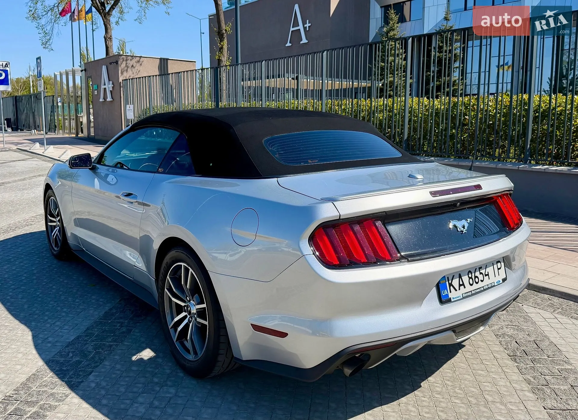 2015 Ford Mustang - мініатюра 5