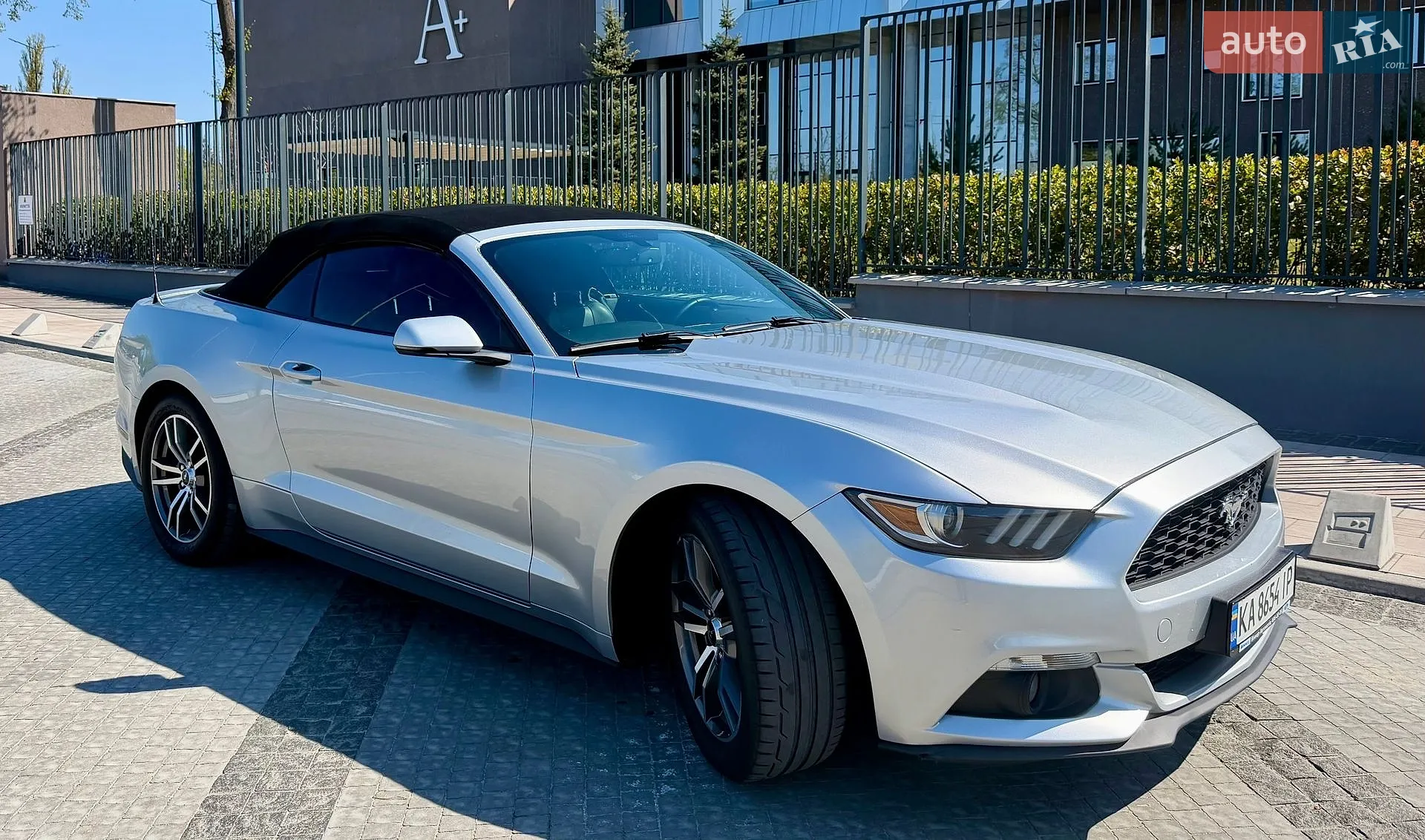 2015 Ford Mustang - мініатюра 10