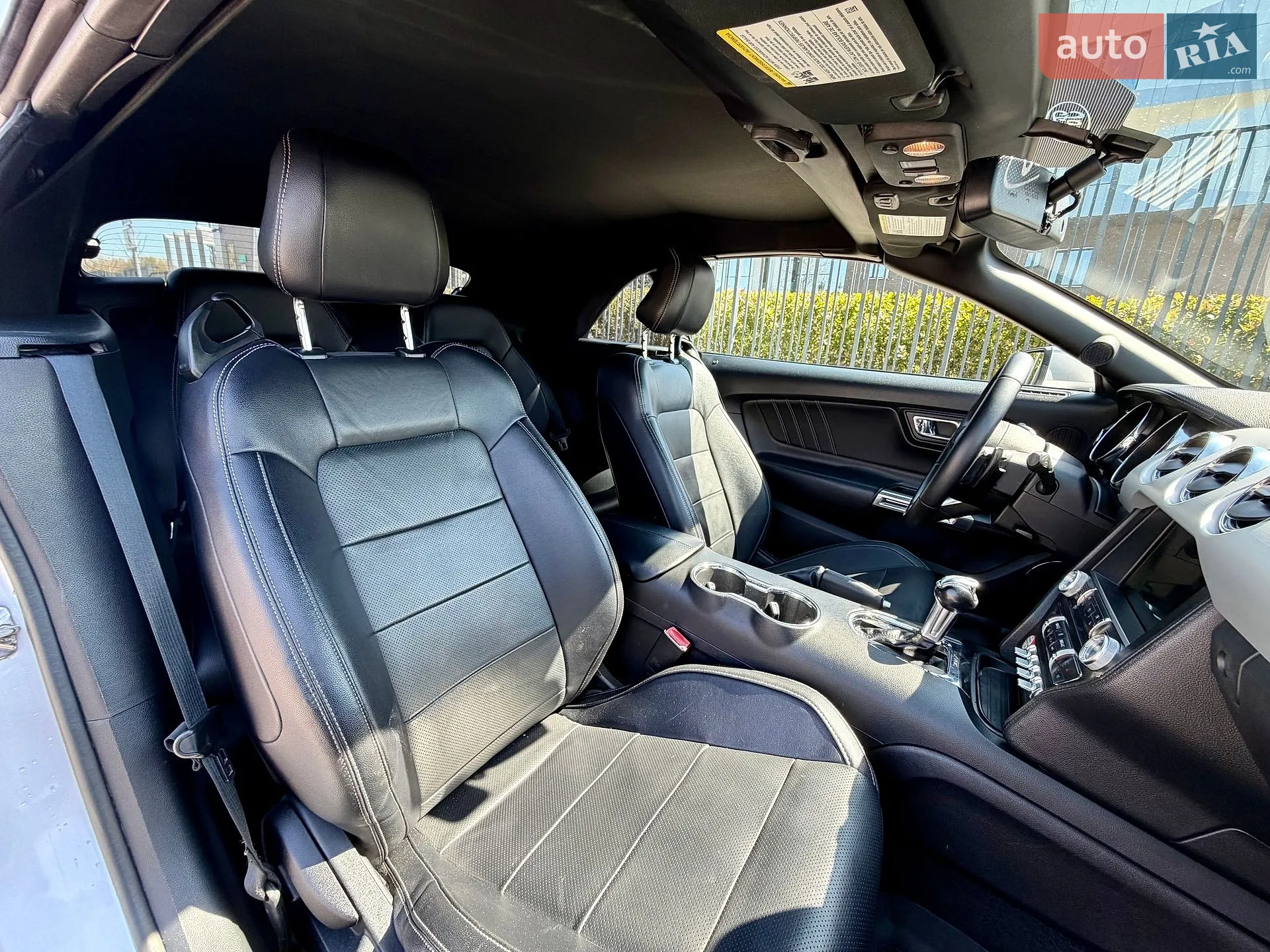 2015 Ford Mustang - мініатюра 30