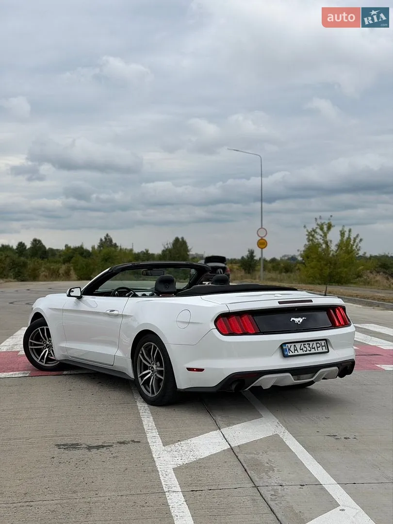 2016 Ford Mustang - мініатюра 11