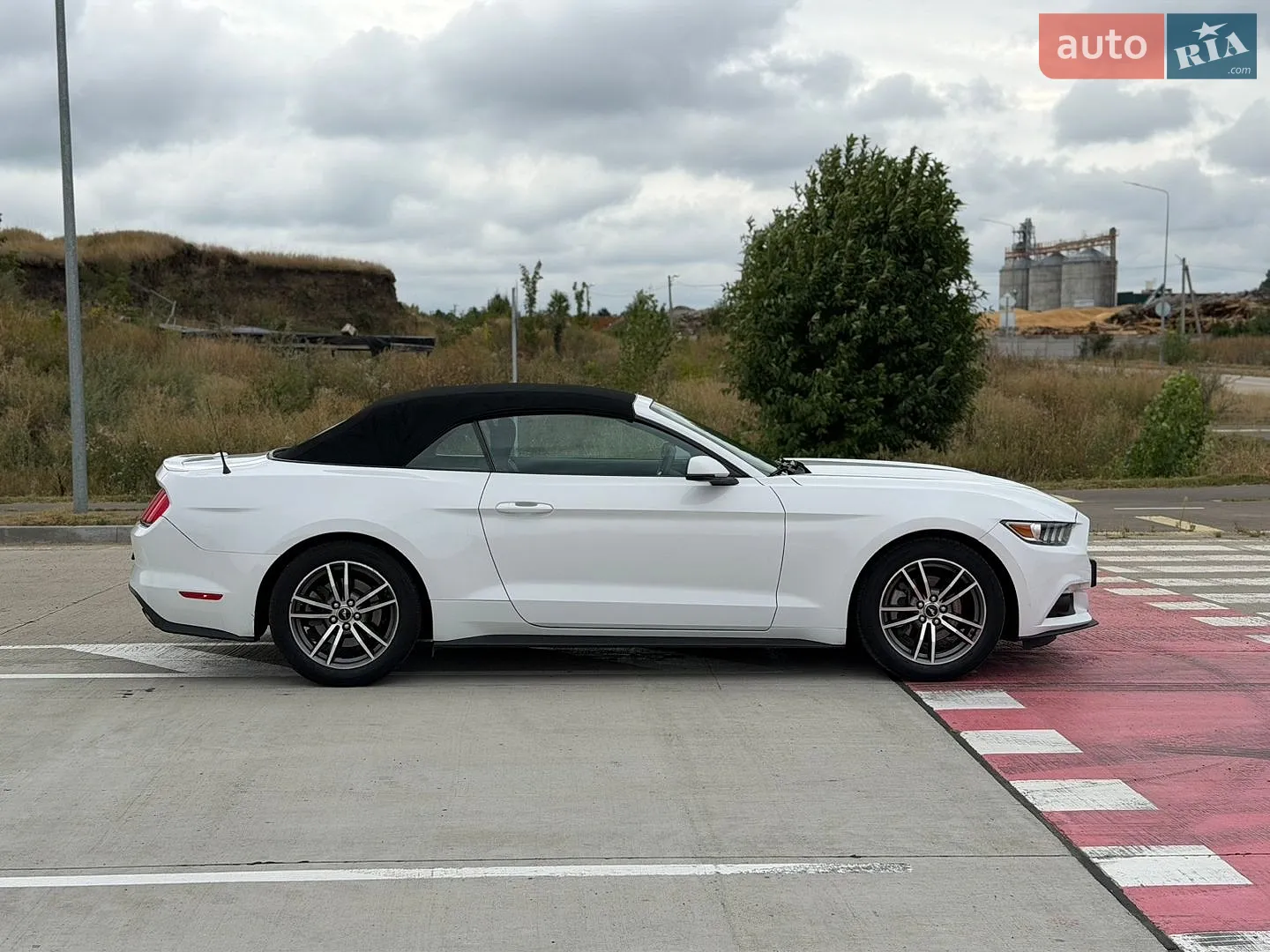 2016 Ford Mustang - мініатюра 22