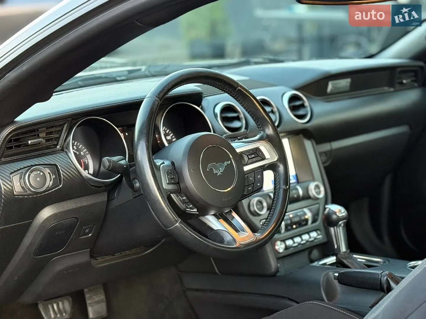 2017 Ford Mustang - мініатюра 19