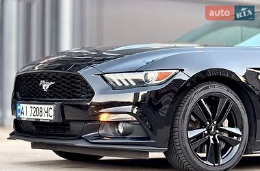 Купе Ford Mustang 2016 в Киеве