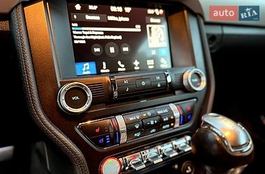 Купе Ford Mustang 2016 в Киеве