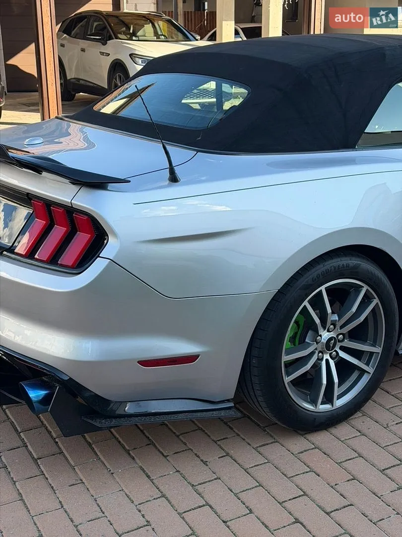 2015 Ford Mustang - мініатюра 13