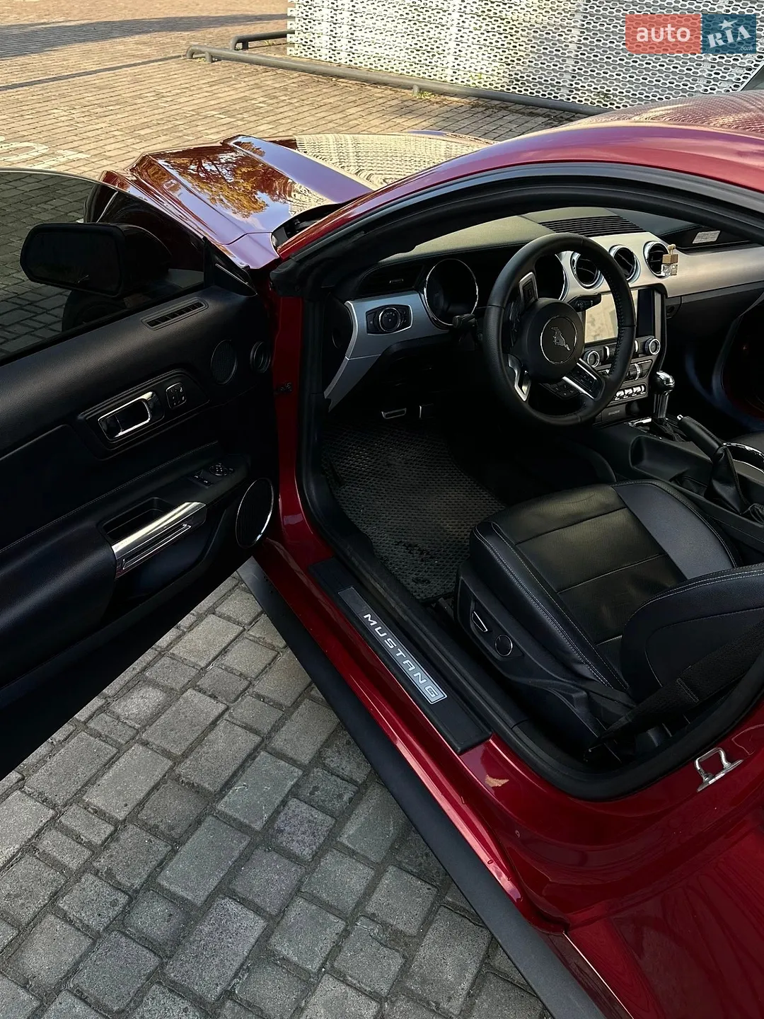 2016 Ford Mustang - мініатюра 13