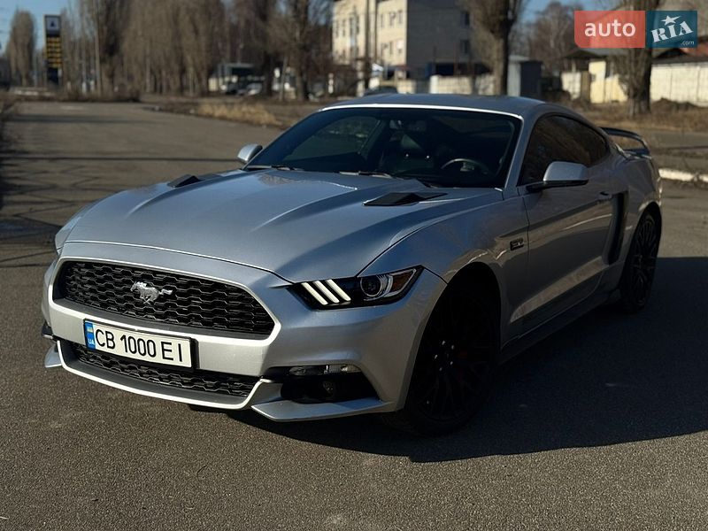 Купе Ford Mustang 2017 в Чернигове