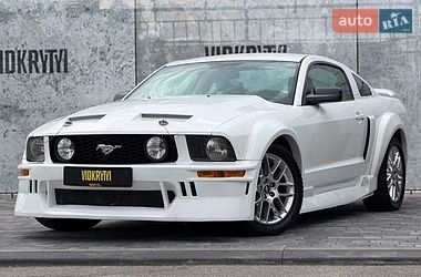 Купе Ford Mustang 2008 в Киеве