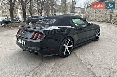 Кабриолет Ford Mustang 2017 в Киеве