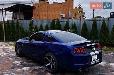 Купе Ford Mustang 2014 в Києві