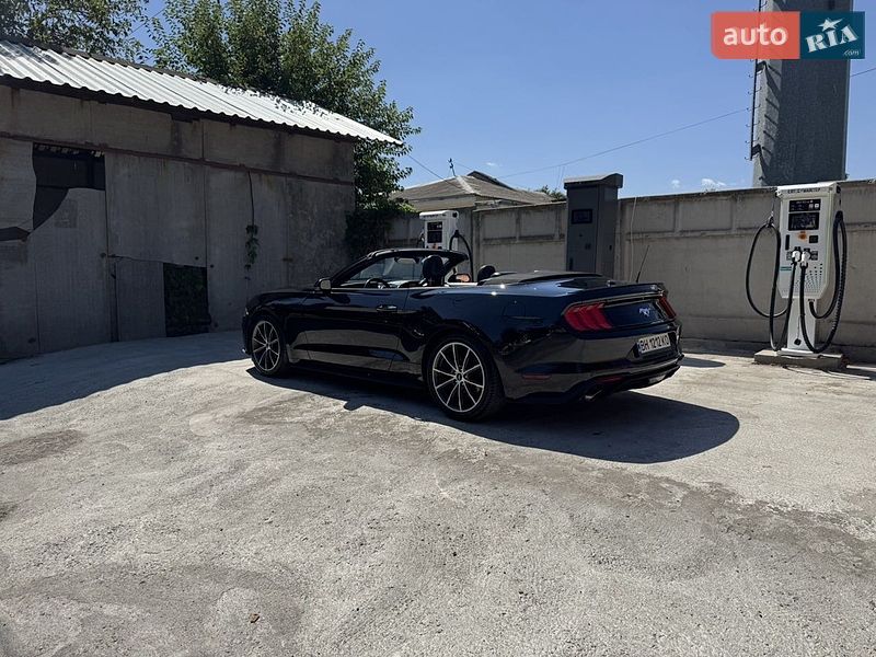 Кабріолет Ford Mustang 2019 в Харкові