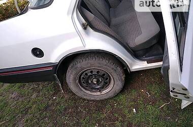 Седан Ford Orion 1989 в 