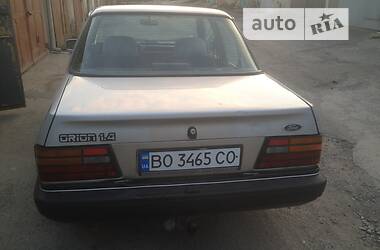 Седан Ford Orion 1988 в Тернополі