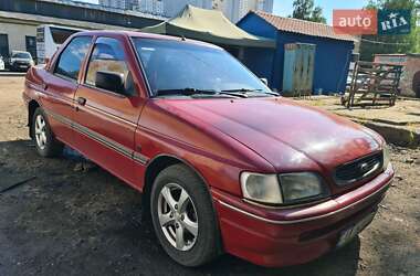 Седан Ford Orion 1992 в Киеве