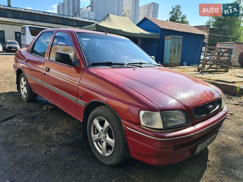 Седан Ford Orion 1992 в Киеве фото 2 Седан Ford Orion 1992 в Киеве