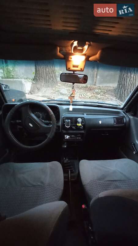 Седан Ford Orion 1989 в Днепре