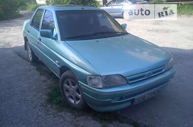 Седан Ford Orion 1990 в Каменец-Подольском
