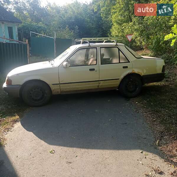 Седан Ford Orion 1986 в Старой Синяве