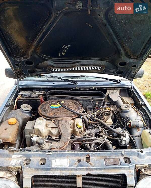 Седан Ford Orion 1986 в Катеринополе