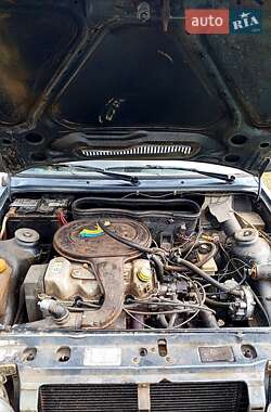 Седан Ford Orion 1986 в 