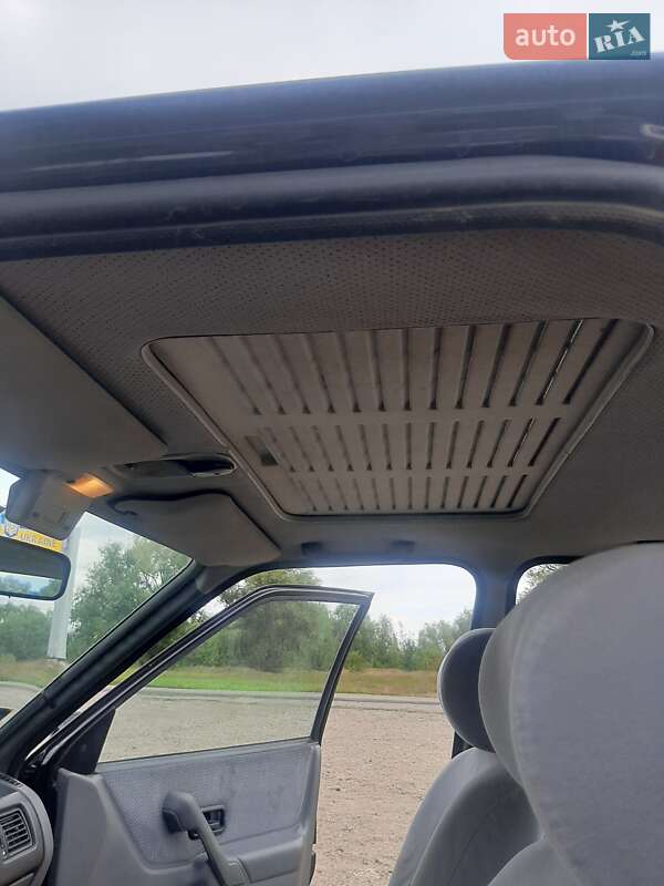 Седан Ford Orion 1990 в Ямполе