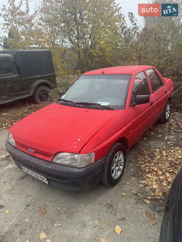 Седан Ford Orion 1991 в 