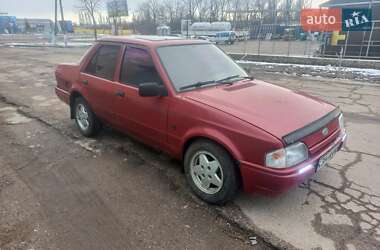 Седан Ford Orion 1989 в Хотині